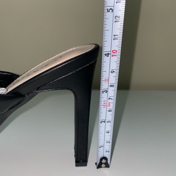 Sold out - Picture 8 of 8